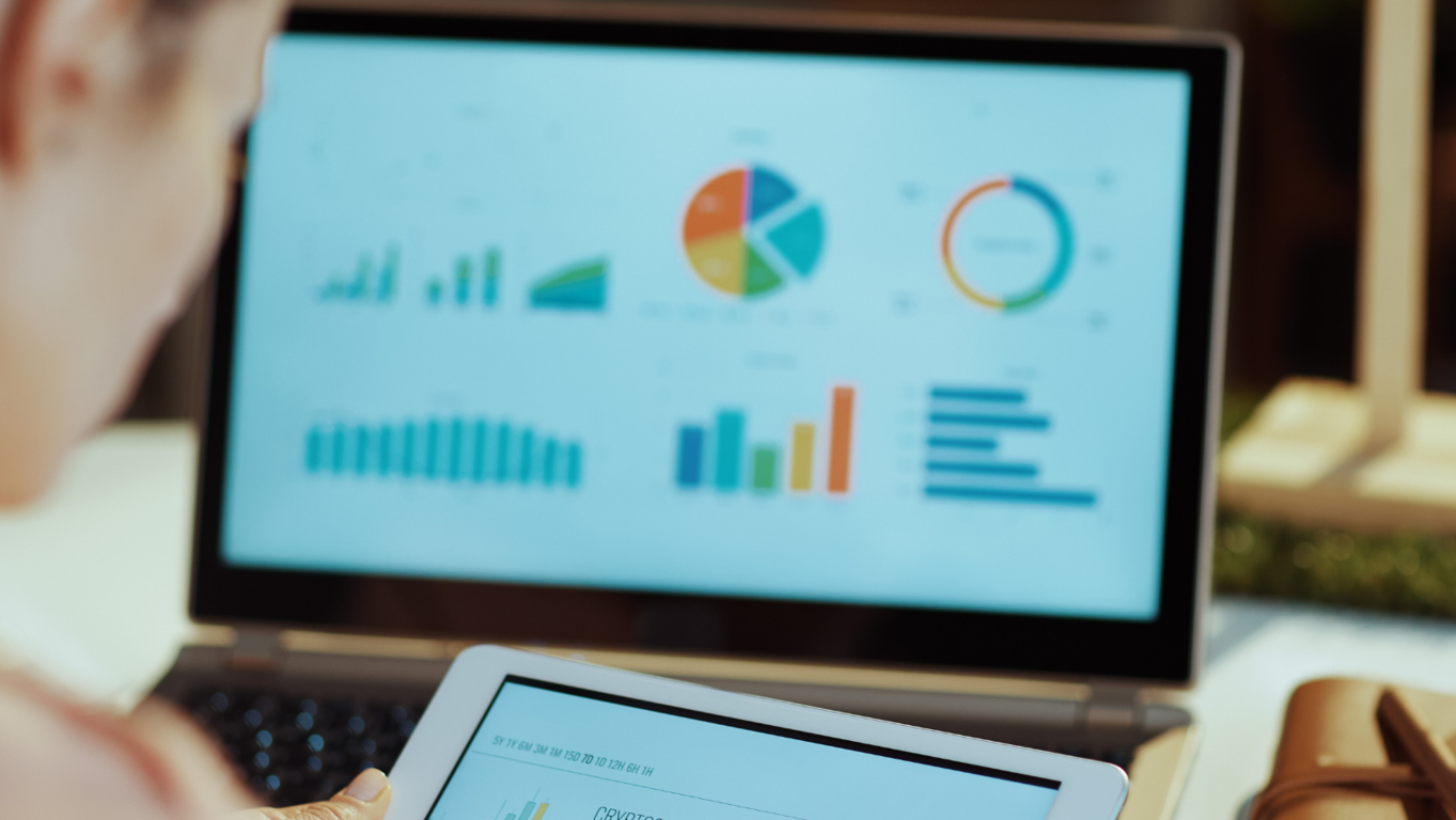 Conoce nuestras áreas de trabajo con iluminación natural en el Centro de Negocios LDU 