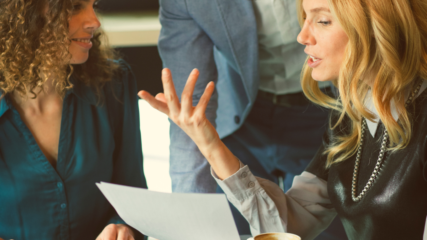 Conquista nuevos clientes con nuestras oficinas amuebladas en el Centro de Negocios LDU. 
