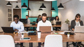 Convierte tus ideas en realidad trabajando en el Centro de Negocios LDU. 