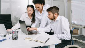 Conviértete en un líder del mercado con nuestra renta de espacios de coworking. 