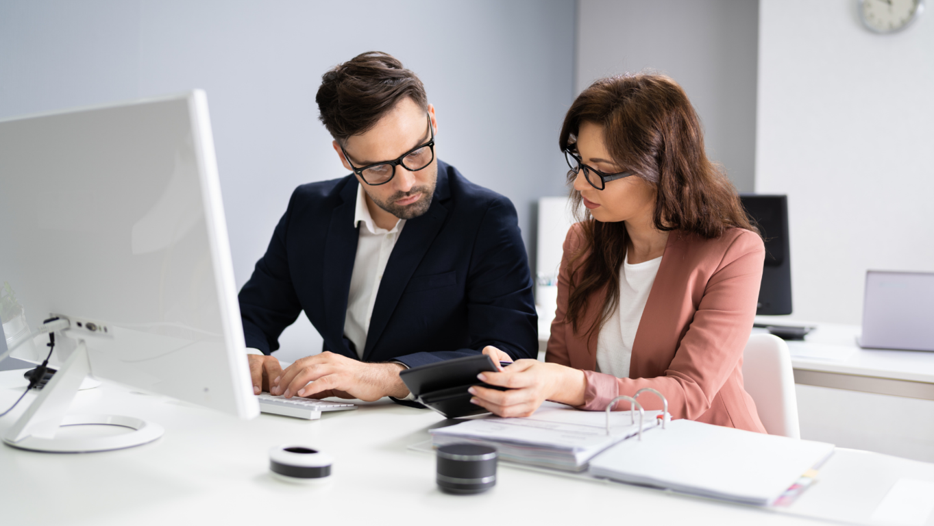 Crea sinergias con otros emprendedores en nuestra comunidad de coworking. 