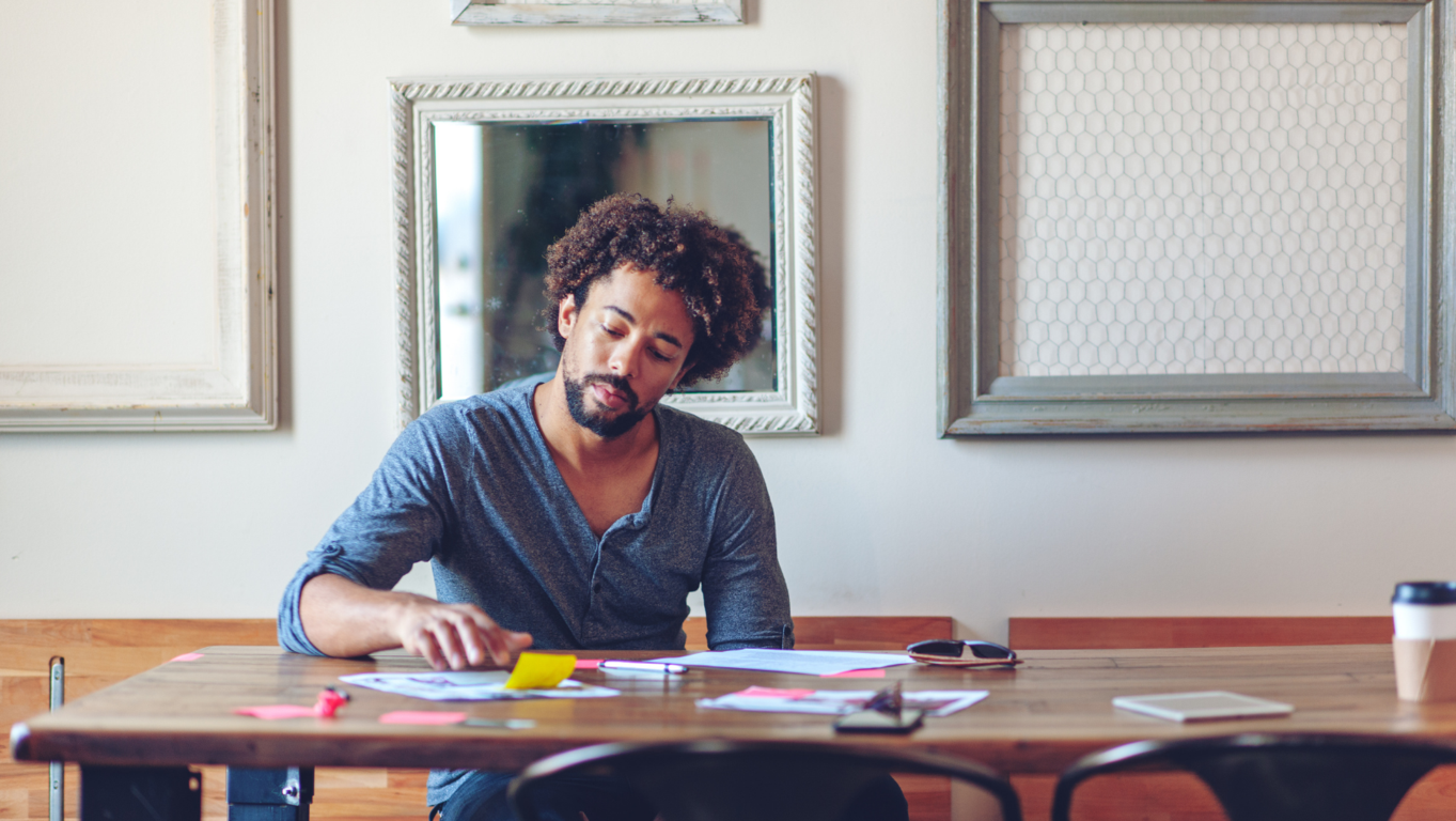 El futuro de tu empresa comienza aquí, sé el primero en rentar nuestras vanguardistas oficinas amuebladas en el Centro de Negocios LDU. 
