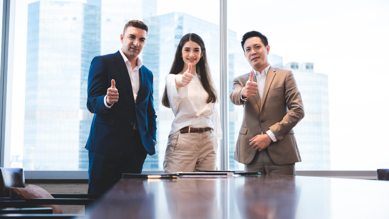 Eleva tu nivel empresarial con nuestras oficinas amuebladas de alto rendimiento. 