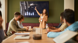 Empieza con el pie derecho, sé el primero en rentar nuestras innovadoras oficinas amuebladas en el Centro de Negocios LDU. 