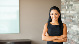 En el Centro de Negocios LDU te ayudamos a ahorrar tiempo en la búsqueda de tu oficina amueblada ideal. ¡Opciones personalizadas para ti! 