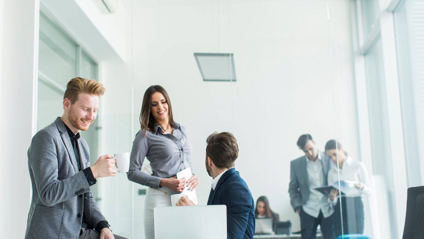 En el Centro de Negocios LDU te ofrecemos oficinas amuebladas que te permiten ahorrar tiempo y enfocarte en tu negocio. 