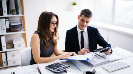 Incrementa tu eficiencia con nuestra renta de espacios de coworking en el centro de negocios. 