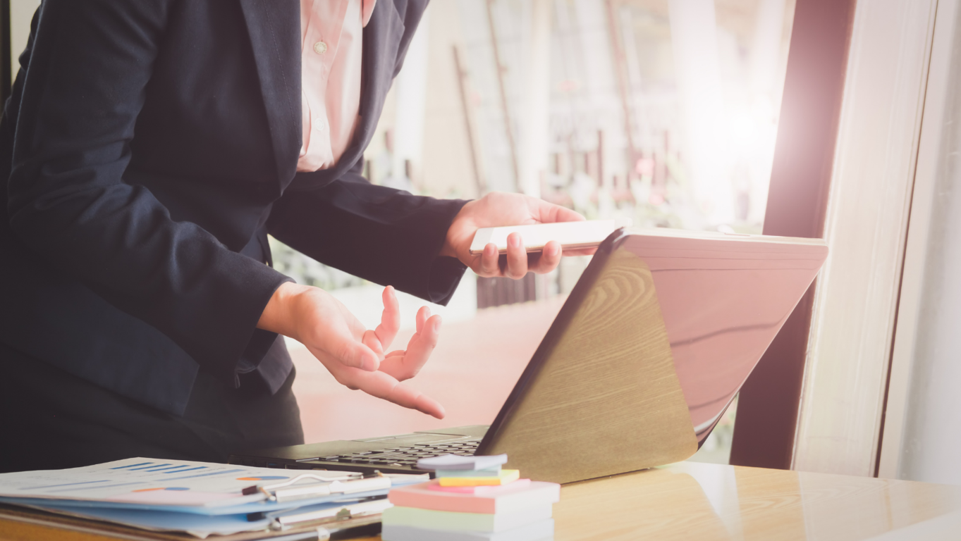 ¿Conoces nuestro servicio completo de oficinas amuebladas en el Centro de Negocios LDU? ¡Contáctanos ahora! 