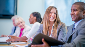 No dejes que el miedo te detenga, alquila una sala de juntas y triunfa en grande 