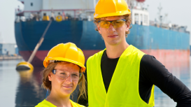 No pierdas más tiempo en espacios desordenados, ven a nuestro espacio de coworking en el Centro de Negocios LDU. 