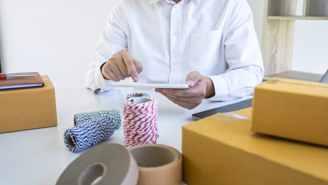 No pierdas más tiempo en espacios sin motivación, ven a nuestro espacio de coworking en el Centro de Negocios LDU. 