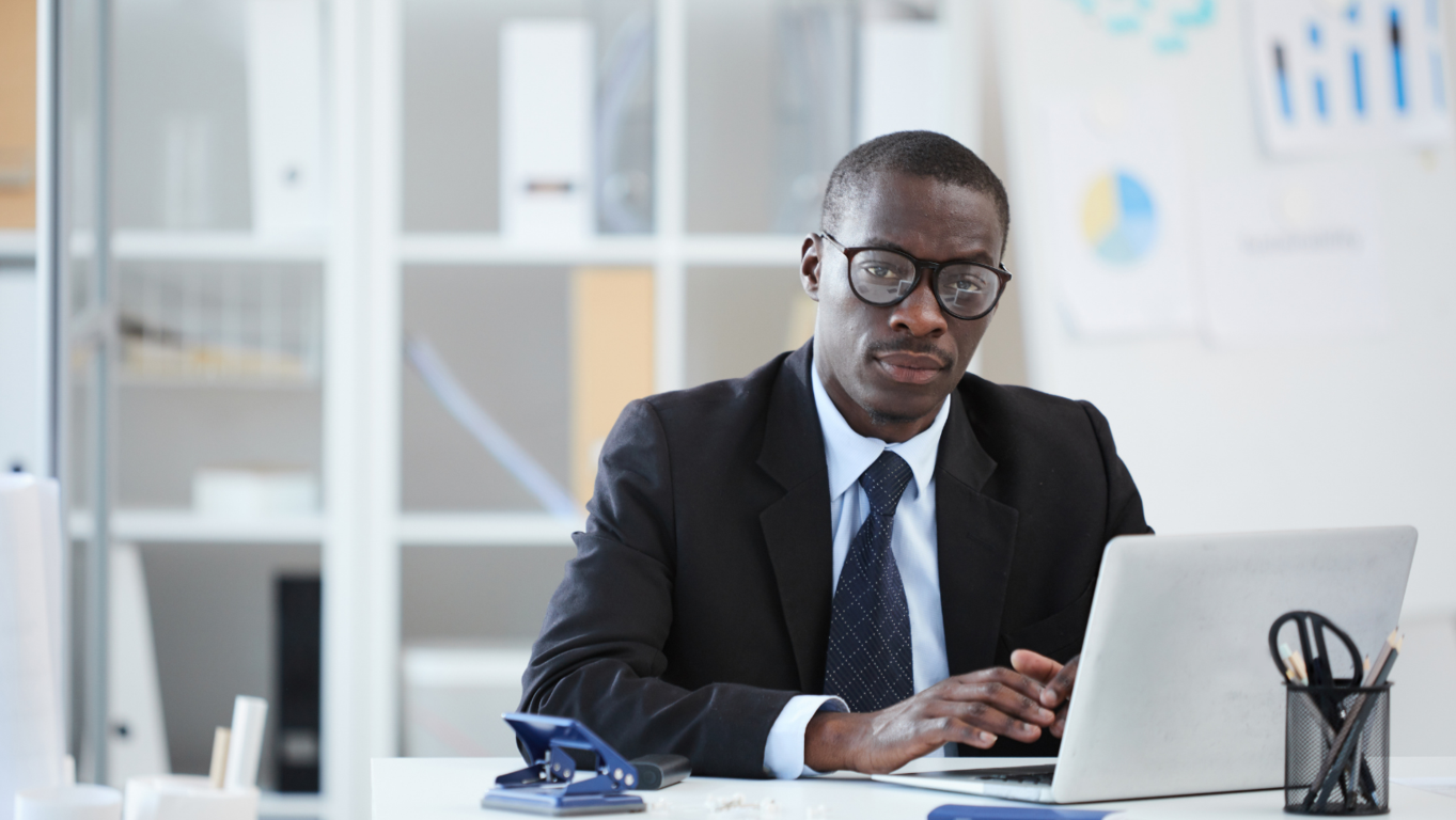 ¿Necesitas un espacio de trabajo equipado con todas las comodidades? Elige una oficina virtual. 