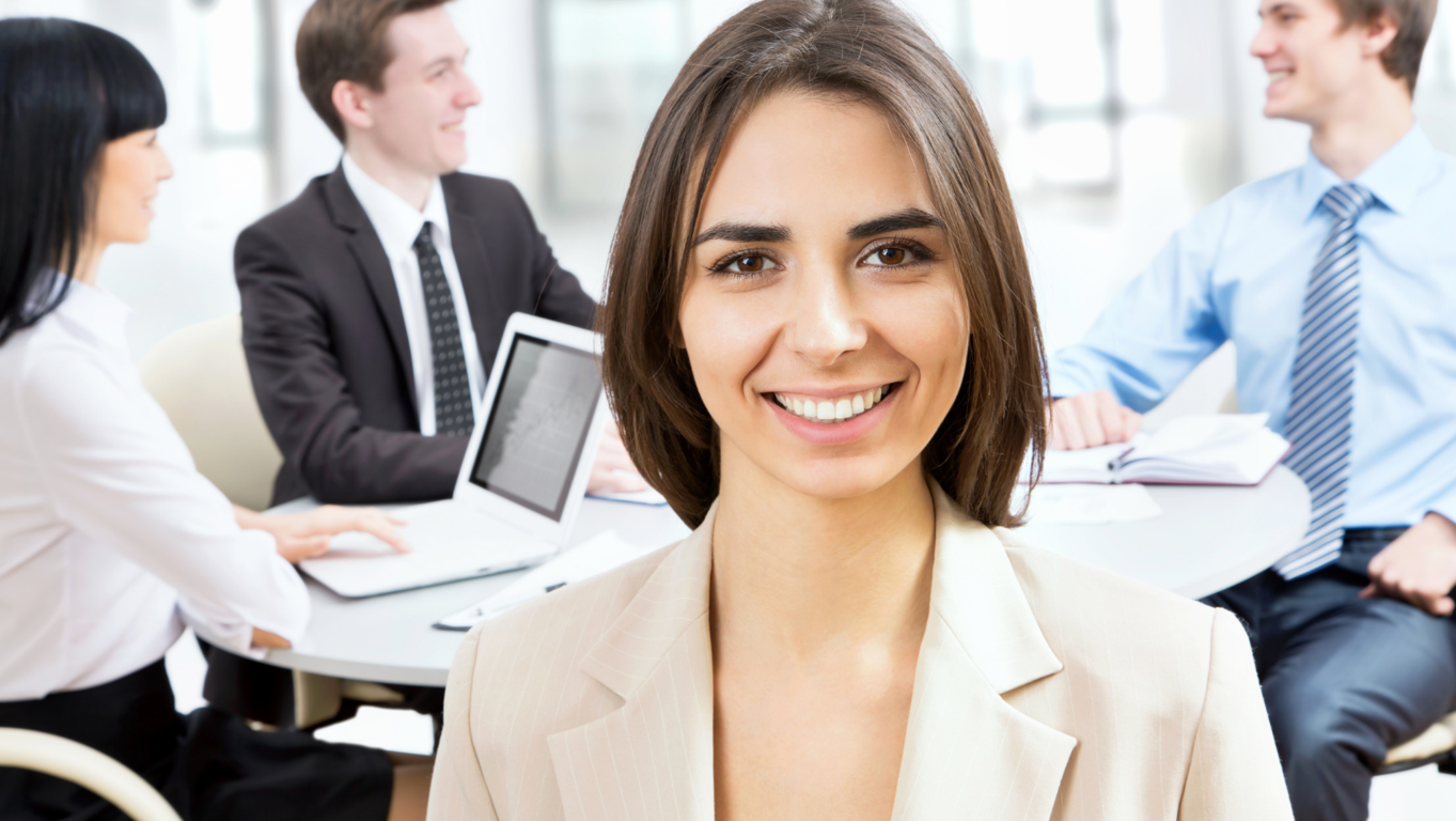 Optimiza tu productividad, sé el primero en rentar nuestras equipadas oficinas amuebladas en el Centro de Negocios LDU. 