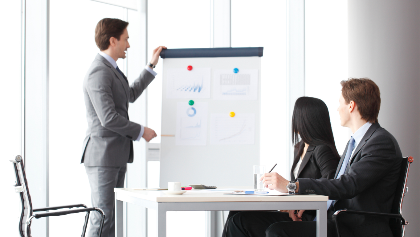¿Necesitas un lugar para expandir tu red de contactos? Descubre nuestro coworking en LDU 