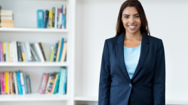 Optimiza tus recursos con nuestras oficinas amuebladas en el centro de negocios 