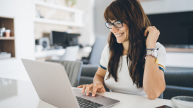 Optimiza tus reuniones con nuestras modernas Salas de Juntas equipadas 