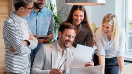 Organiza tus ideas y proyectos en nuestro espacioso centro de coworking. 