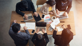 Personaliza tu espacio de trabajo con nuestras oficinas amuebladas a medida. 