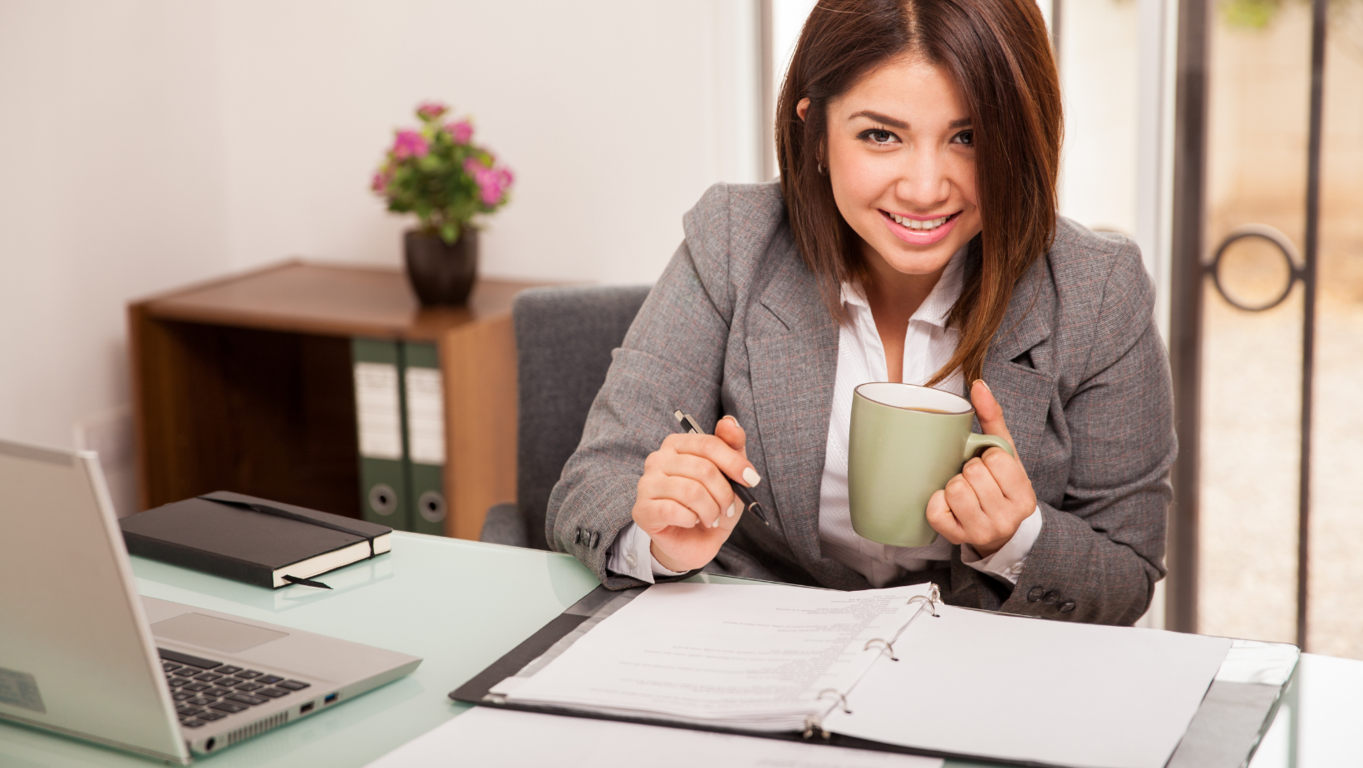 Potencia tu creatividad y éxito laboral en nuestro espacio de trabajo colaborativo 