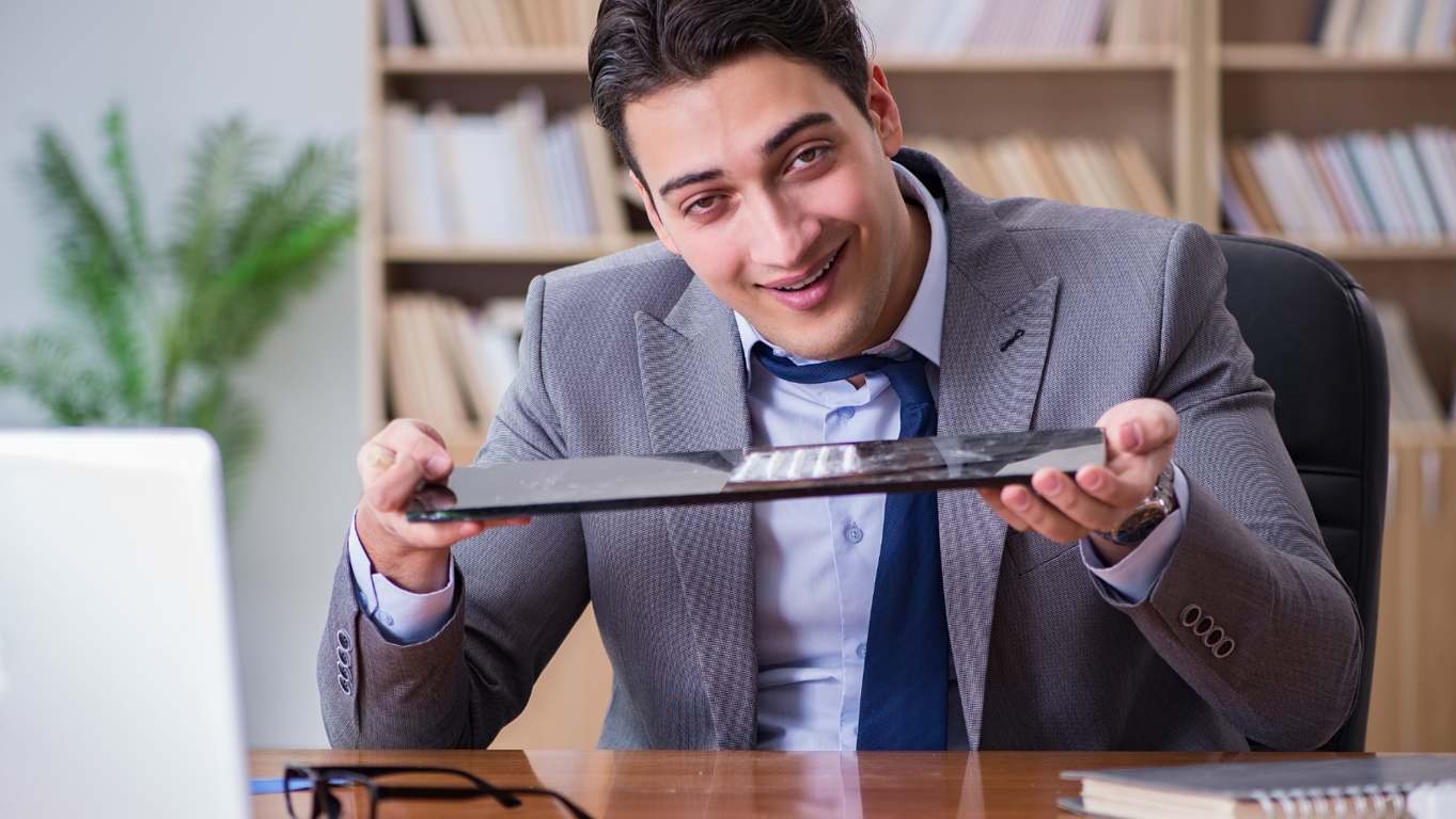 ¿Necesitas un lugar para realizar presentaciones impactantes? Descubre nuestro coworking en LDU 