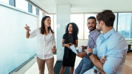 Potencia tu empresa con nuestra renta de espacios de coworking en el centro de negocios. 