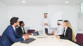 Potencia tu éxito empresarial en nuestro centro de coworking. 