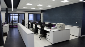 Rentar una oficina amueblada en el Centro de Negocios LDU es la mejor manera de ahorrar tiempo y asegurarte un espacio de trabajo funcional. 