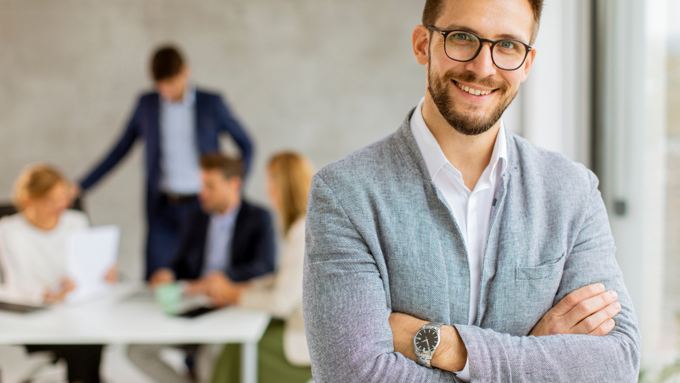 Rentar una oficina virtual te permite maximizar tus ahorros y recursos empresariales. 