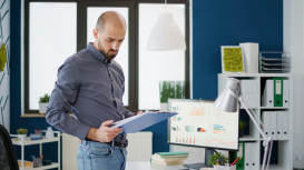 ¿Sabes cómo una oficina virtual puede ayudarte a optimizar tus recursos financieros? Descubre sus beneficios. 