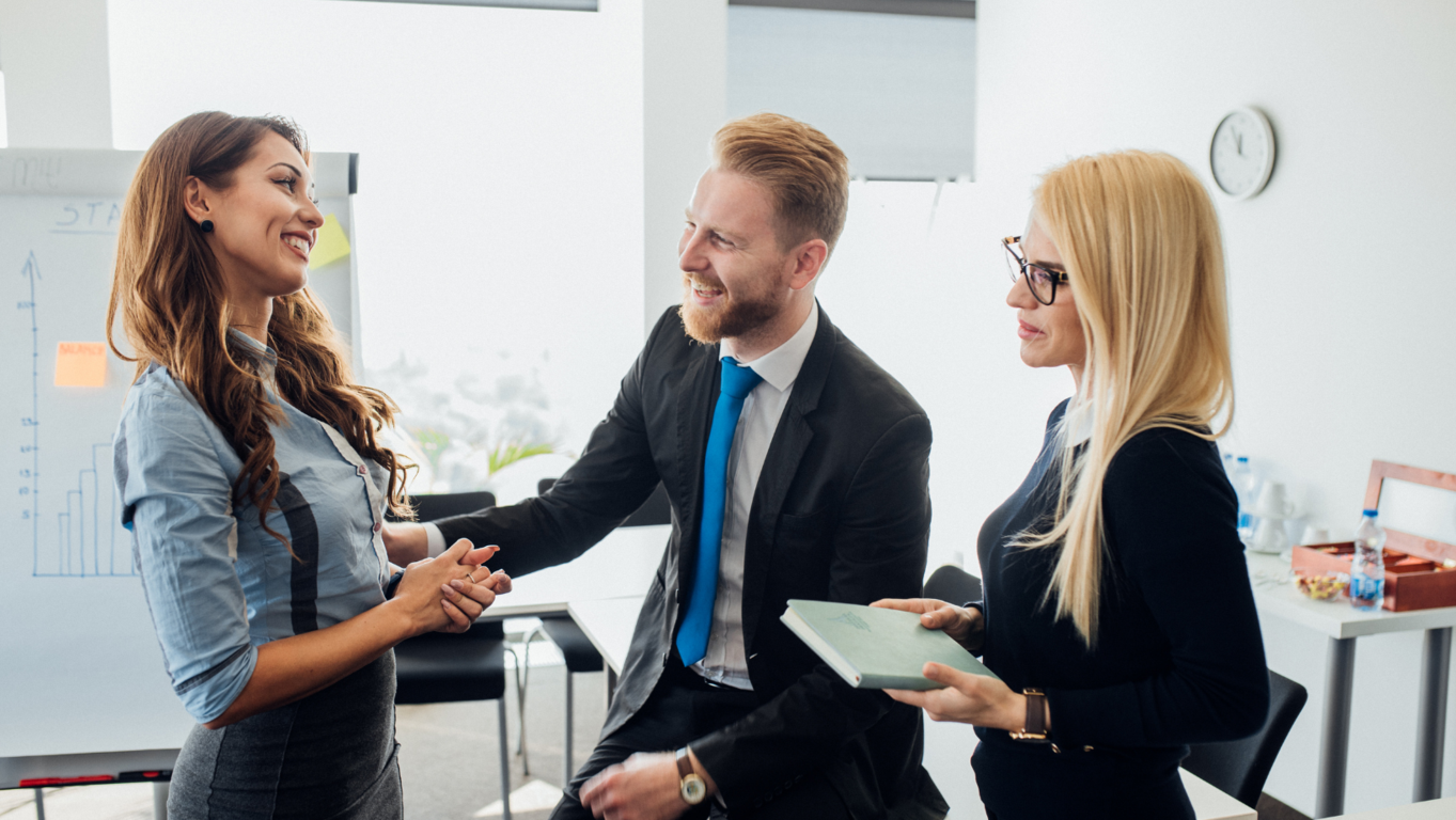 Ven y conoce nuestra zona de descanso y cafetería en el Centro de Negocios LDU 