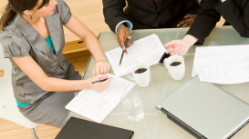 Ahorra en tus gastos mensuales de oficina con nuestro servicio de Coworking. 