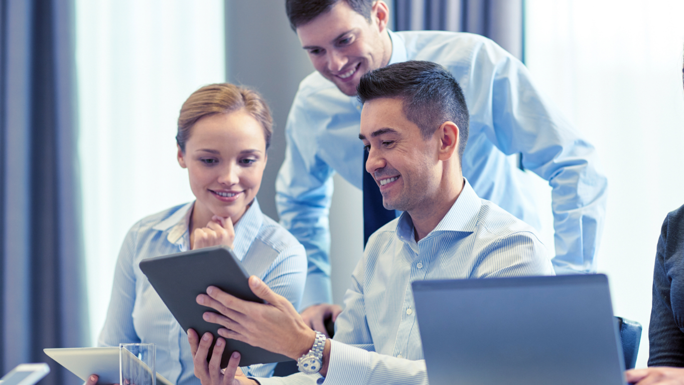 Ahorra tiempo y aumenta tu productividad al rentar una oficina amueblada en el Centro de Negocios LDU. 