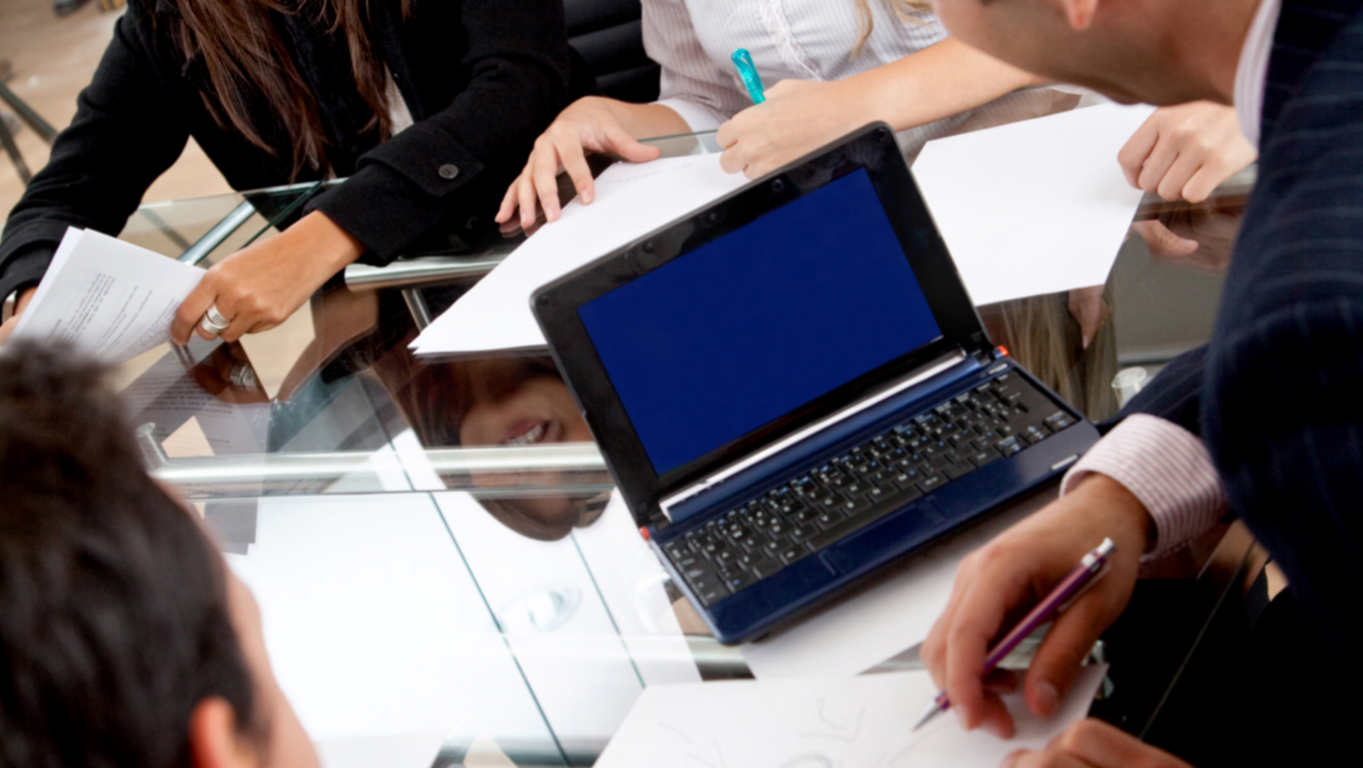 ¡Disminuye tus costos de renta con nuestras salas de juntas en LDU! 